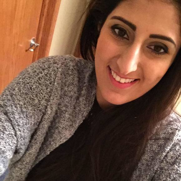 Meet your Posher, Malalay - Picture 1 of 1